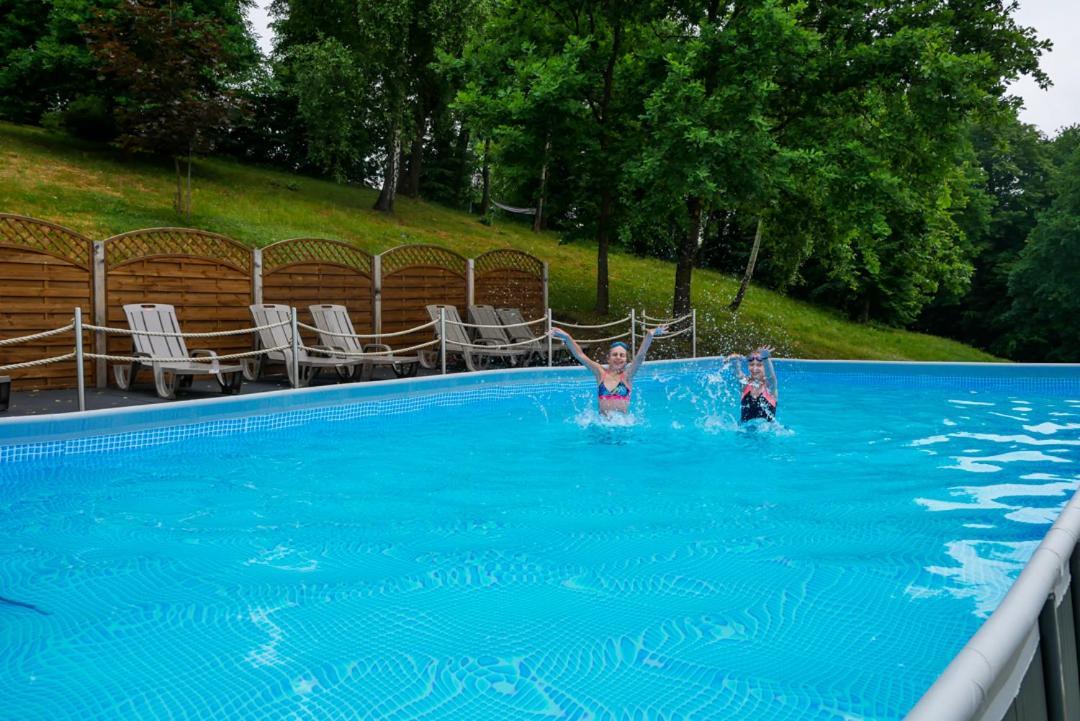 דובצ'צה Hotel Kasztelan מראה חיצוני תמונה